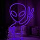Alien mit Peace Handzeichen LED-Neonschild für Gaming Zimmer
