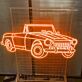 Klassisches LED Neonschild mit stilisierter Cabrio Oldtimer Silhouette als dekorative Wandbeleuchtung