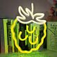LED-Neonschild mit Erdbeere
