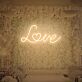 Love LED Neon Schriftzug mit Herz