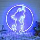 Junger Son Goku als LED-Neonschild