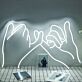 zwei Hände mit eingehakten kleinen Fingern LED-Neonschild Wohnzimmer Schlafzimmer