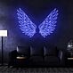 Weiße Engelsflügel LED Neonschild als elegante Wanddekoration für Wohnzimmer und Studios