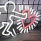 Figur mit Herz LED-Neonschild Wohnzimmer Galerie