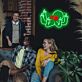 Krake mit erhobenen Mittelfingern LED-Neonschild für Bar Club