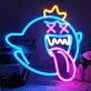 Geisterfigur mit Krone und herausgestreckter Zunge LED-Neonschild Gamingzimmer Bar