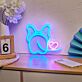 Elefantenkopf mit Herz als LED-Neonschild
