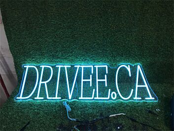 DRIVE.CA LED Neonschild mit individuellem Schriftzug