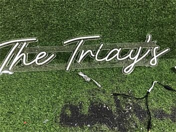 The Triay&#039;s LED-Neonschild für Bar und Restaurant