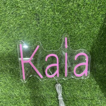 Kaia LED-Neonschild Wohnzimmer Schlafzimmer