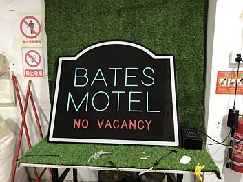 BATES MOTEL NO VACANCY LED-Neonschild für Hotel und Filmdekor