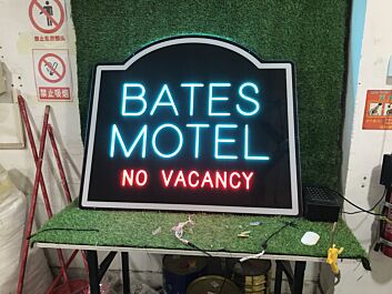 BATES MOTEL NO VACANCY LED-Neonschild für Hotel und Filmdekor