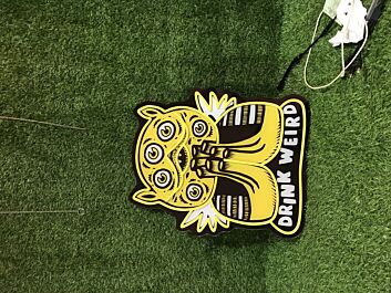 DRINK WEIRD LED-Neonschild für Bar Club