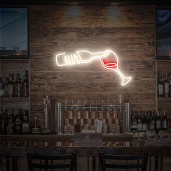 Weinflasche gießt ins Glas LED-Neonschild für die Bar