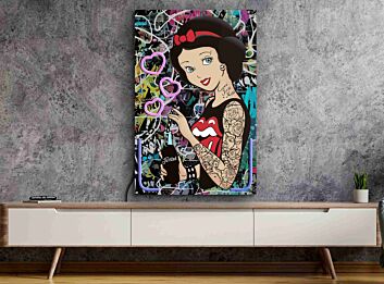 Frau mit Flasche und Herzsymbolen LED-Neonschild für Wohnzimmer Bar