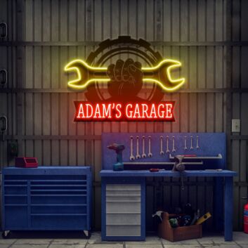 Personalisiertes Garage LED-Neonschild mit UV-Druck, Name & Werkzeug-Motiv