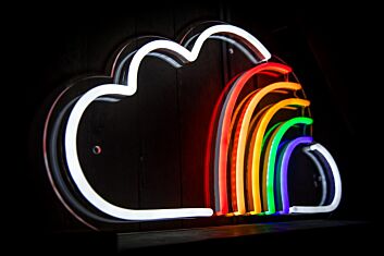 Wolke mit Regenbogen LED-Neonschild Wohnzimmer Kinderzimmer
