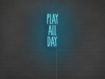PLAY ALL DAY LED-Neonschild für Gamingraum und Wohnzimmer