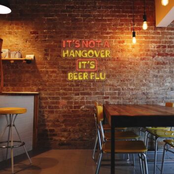 IT&#039;S NOT A HANGOVER IT&#039;S BEER FLU LED-Neonschild für Bar Club