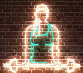 Frau mit Langhantel LED-Neonschild für Fitnessstudio