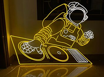 Astronaut DJ LED Neonlicht Futuristische Wanddekoration für Gaming Room Studio Wohnzimmer