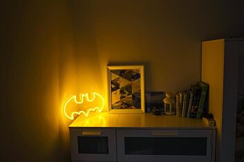 Fledermaus Symbol LED-Neonschild Wohnzimmer Gamingzimmer