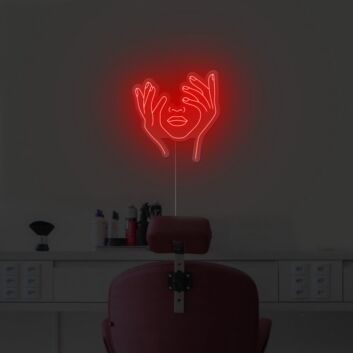 Abstraktes LED Neonschild mit stilisiertem Gesicht und schützender Handgeste als moderne Wanddekoration für Wohnzimmer Atelier oder kreativen Arbeitsraum