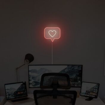 Abstraktes LED Neonschild mit Herz im Sprechblasen Design als moderne Wanddekoration für Home Office Wohnzimmer Studio oder kreativen Arbeitsbereich