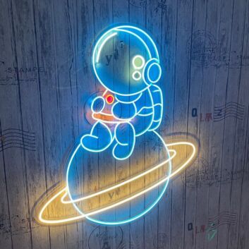 Süßes Astronaut LED Neonschild mit Planet und Ring Ruhige Wandbeleuchtung für Kinderzimmer Büro und moderne Wohnräume
