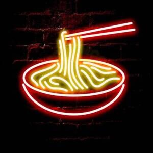 Ramen LED Neonschild mit leuchtender Nudelschüssel und Stäbchen Motiv als auffällige Wanddekoration für Küche Restaurant und moderne Innenräume