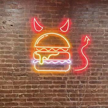 LED Neonschild mit lustigem Burger Motiv und kleiner Teufel Silhouette als farbenfrohe Neon Wanddekoration für Küche Bar und Essbereich