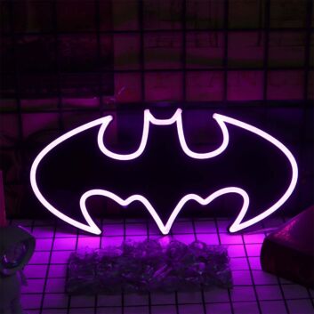 Abstraktes LED Neonschild in Fledermausform in Lila als moderne Neon Wanddekoration für Gaming Zimmer Bar Home Office und Jugendzimmer