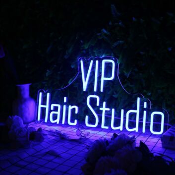 VIP Hair Studio LED-Neonschild für Friseursalon oder Schaufenster