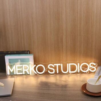 MERKO STUDIOS LED-Neonschild für Büro Studio
