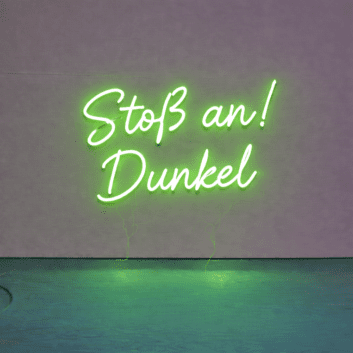 Stoß an! Dunkel LED-Neonschild für Bar und Brauerei