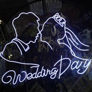 Wedding Day Neon LED Schild Brautpaar Silhouette