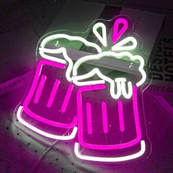 Bierkrüge Neon LED Wandlicht