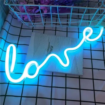 Love LED-Neonschild in Handschrift