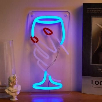 Hand mit Weinglas LED-Neonschild für Bar und Wohnzimmer