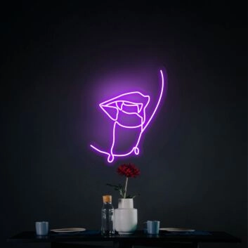 Lippen mit Vampirzähnen LED-Neonschild für Bar und Wohnzimmer