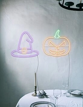 Hexenhut und Kürbis LED-Neonschild für Halloween Party