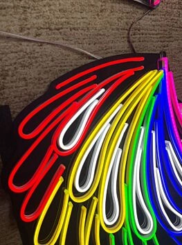 Regenbogen Engelsflügel LED Neonlicht Bunte Wanddekoration für Wohnzimmer Studio und Events