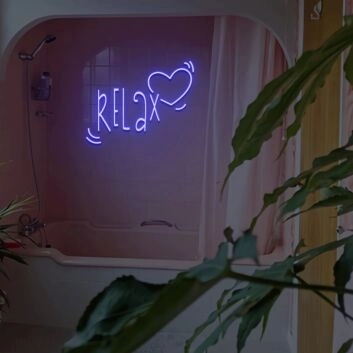 RELAX Herz LED-Neonschild für Badezimmer und Wellnessbereich