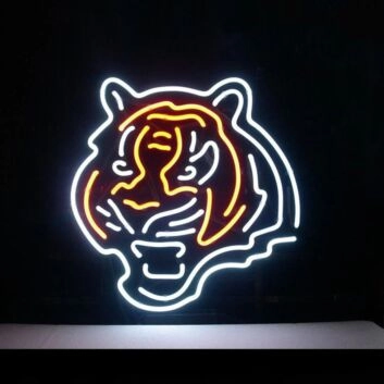 Stilisiertes Tigerkopf LED Neonschild im klaren Linien Design mit moderner Neonbeleuchtung für stilvolle Wanddekoration