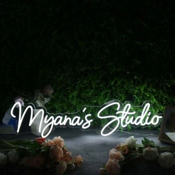 Myana's Studio LED-Neonschild für Studio Dekoration