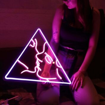 Gesichter Linienkunst im Dreieck LED-Neonschild Wohnzimmer Studio