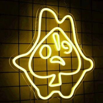 Abstraktes LED Neonschild mit stilisierter Gesichtsform und humorvollem Ausdruck als moderne Wanddekoration für kreative Wohnräume