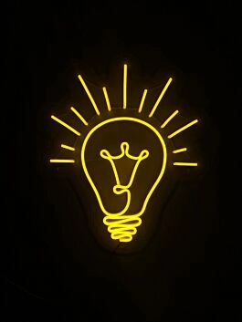 Glühbirne mit Strahlen LED-Neonschild Wohnzimmer Büro