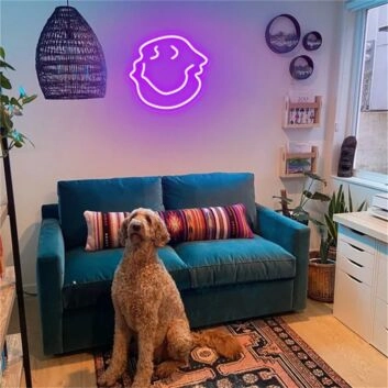 Lächelndes Gesicht LED-Neonschild Wohnzimmer